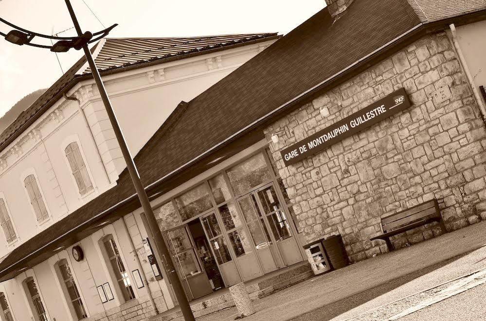 L'Auberge D'Eygliers Екстериор снимка